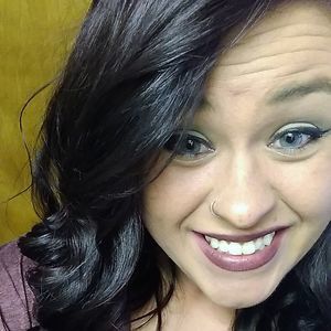 Meet your Posher, Alyssa